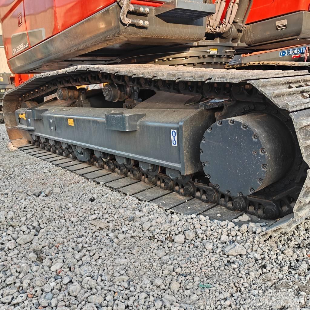 Doosan DX225LC-9C Pelle sur chenilles