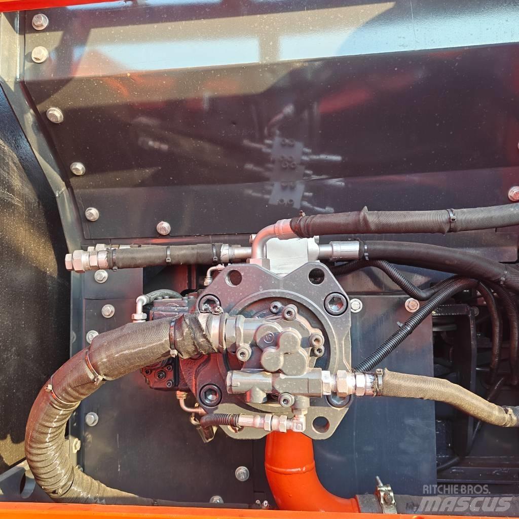 Doosan DX225LC-9C Pelle sur chenilles