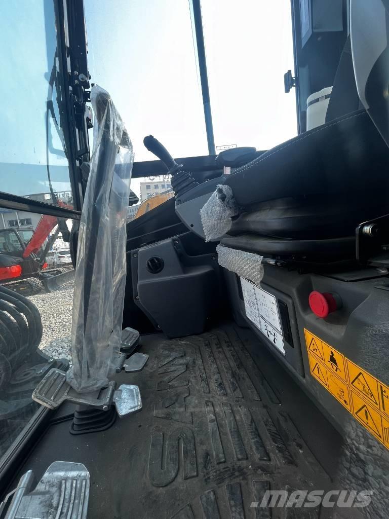 Sany SY 26 U Mini pelle < 7t