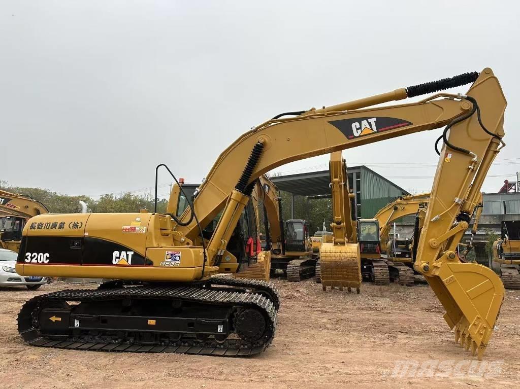 CAT 320C Pelle sur chenilles