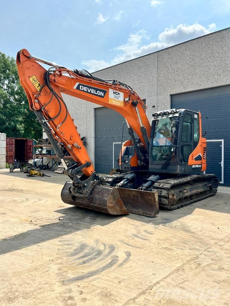 Develon DX 140 LCR-7 Pelle sur chenilles