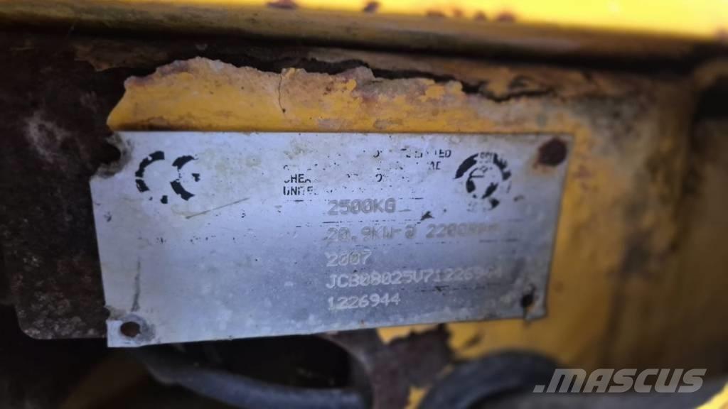 JCB 8025 Mini pelle < 7t