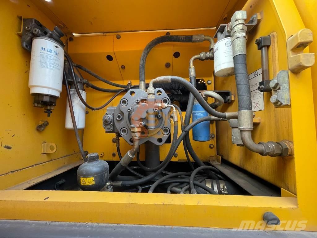 Volvo EC 210 B LC Pelle sur chenilles