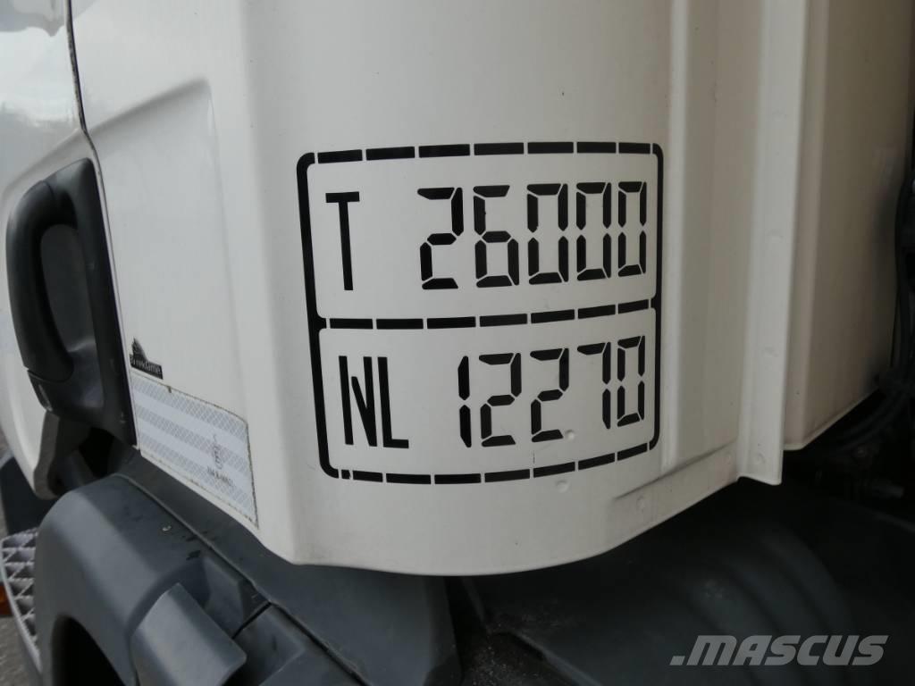 Scania P 320 Camion frigorifique