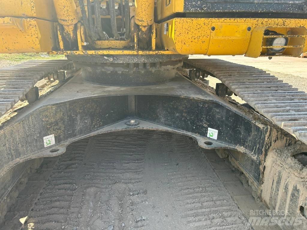 Komatsu PC 210 NLC-8 Pelle sur chenilles