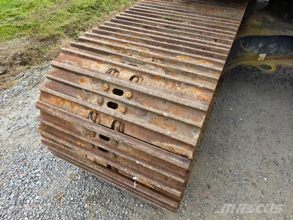 Hyundai HX 145 LCR Pelle sur chenilles