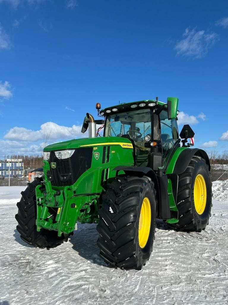 John Deere 6R 250 Tracteur