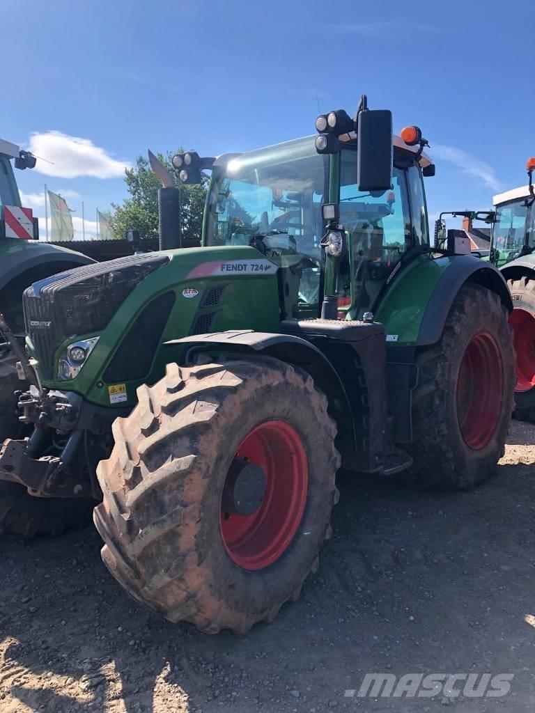 Fendt 724 Vario S4 Tracteur