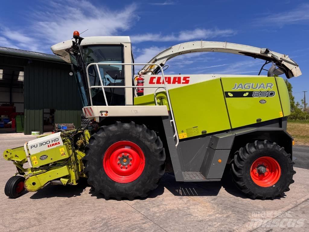 CLAAS Jaguar 830 Ensileuse automotrice