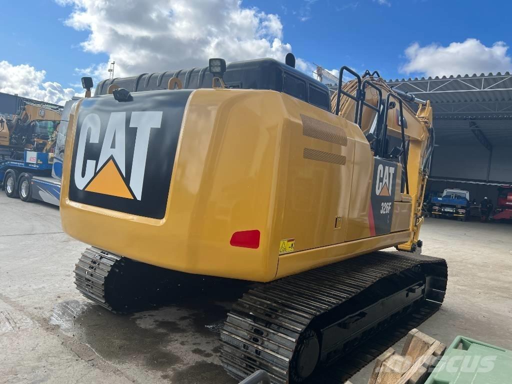 CAT 326 F L Pelle sur chenilles