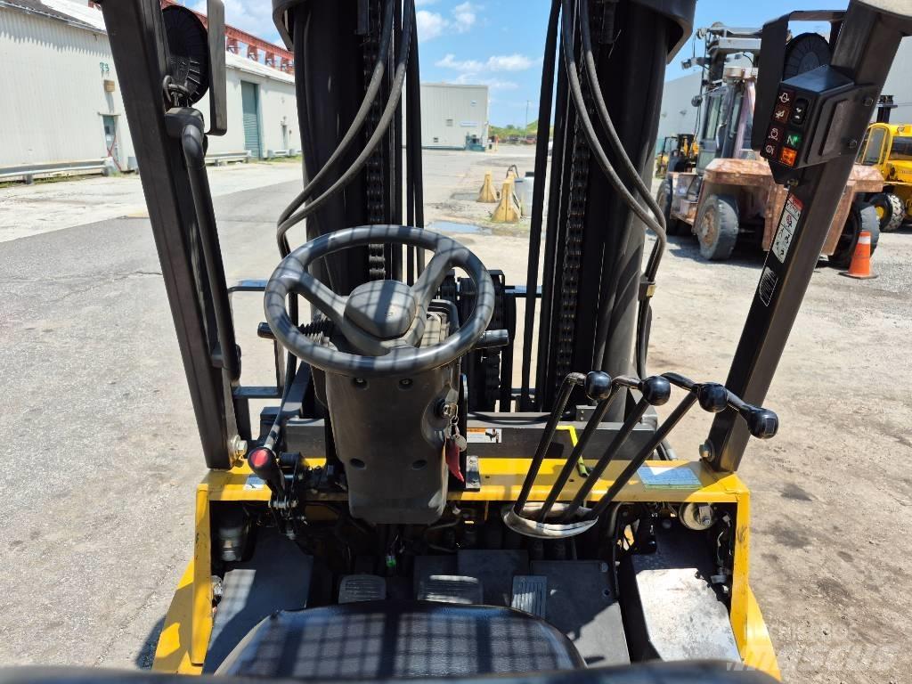 CAT GC 70 K Autres Chariots élévateurs