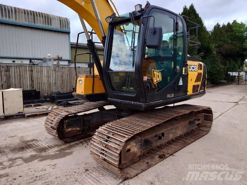 JCB JS 130 LC Pelle sur chenilles
