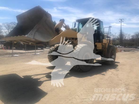CAT 966G Chargeuse sur pneus