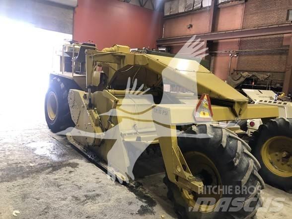 CAT RR-250 Recycleur bitume