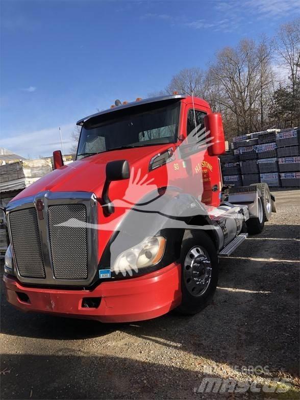 Kenworth T680 Tracteur routier