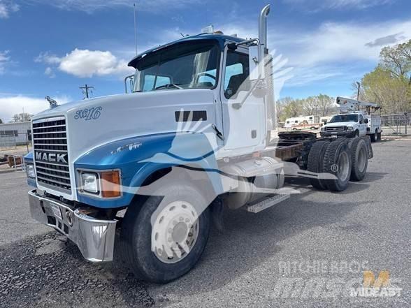 Mack CH613 Tracteur routier