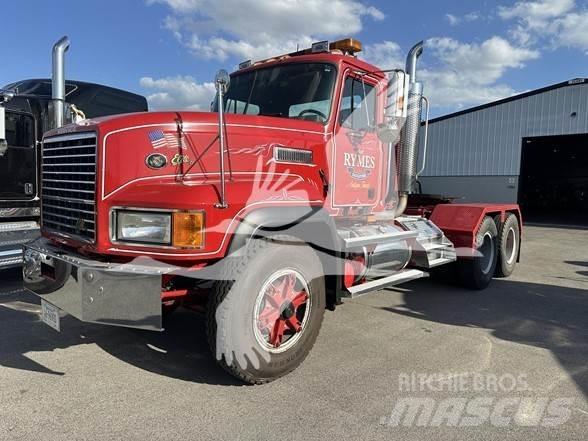 Mack CL753 Tracteur routier