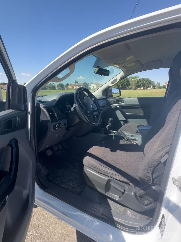 Ford Ranger XL Utilitaire benne