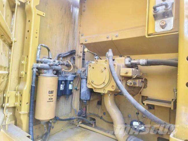 CAT 320 GC Pelle sur chenilles