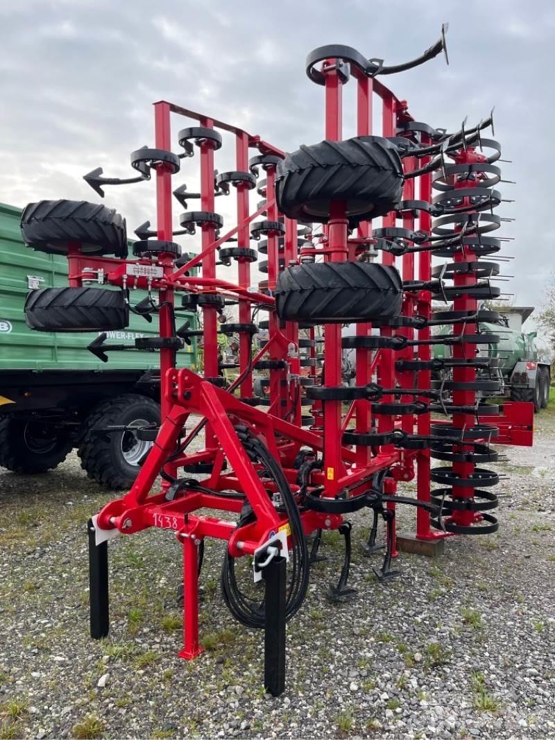 Horsch Finer 7 SL Déchaumeur, cultivateur