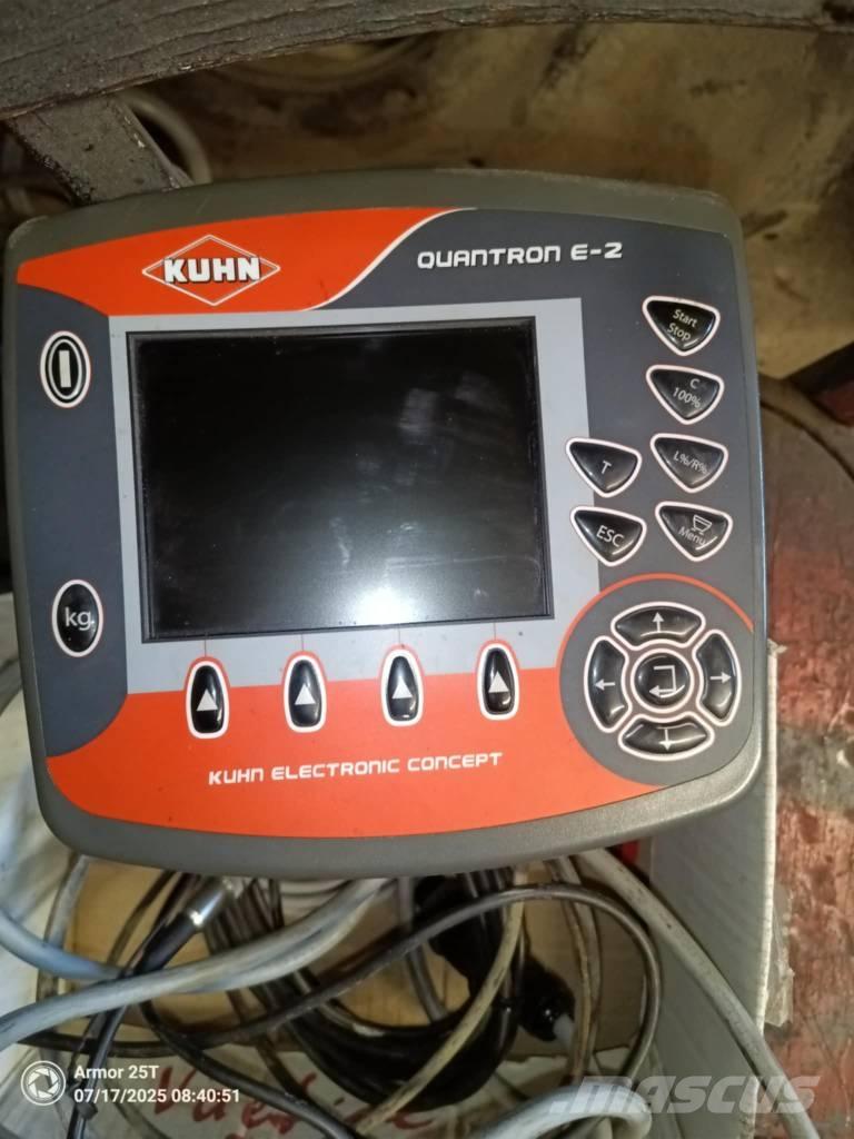 Kuhn AXIS 20.1W Semoir à engrais