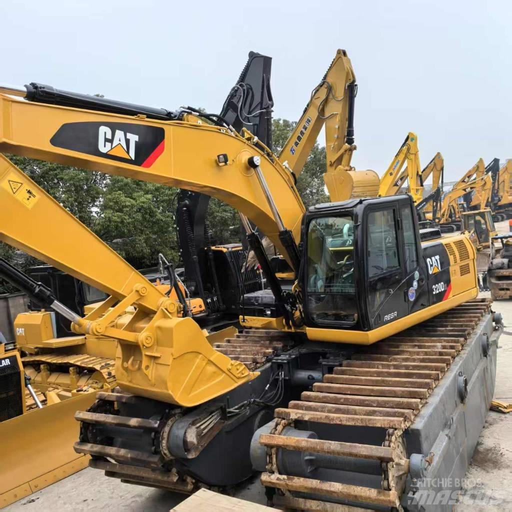 CAT 320 D Pelles amphibies