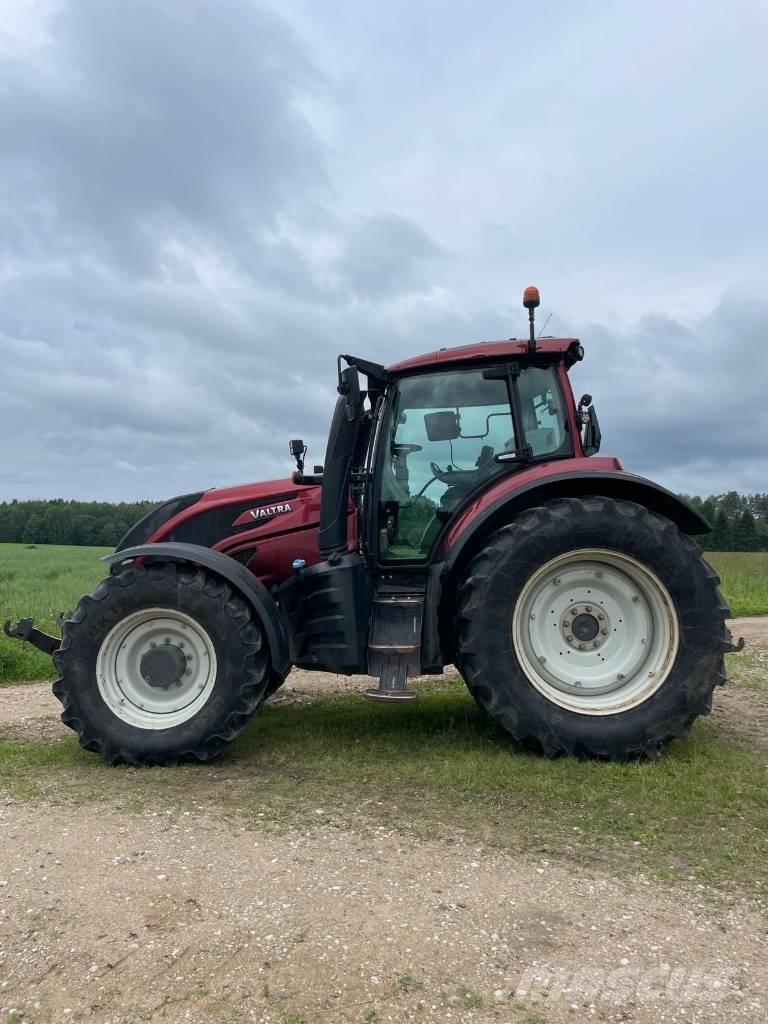 Valtra T 234 V Tracteur