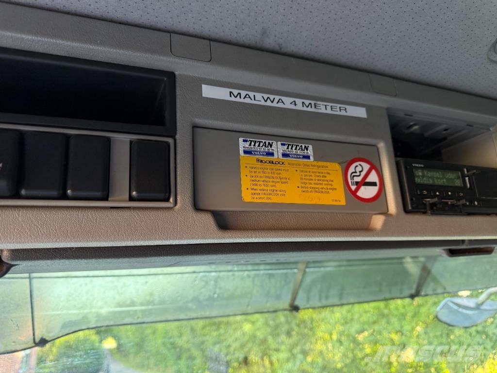 Volvo FM300 Camion porte engin