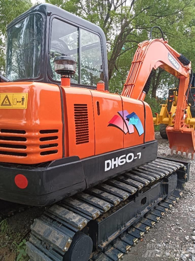 Doosan DH 55 Mini pelle < 7t
