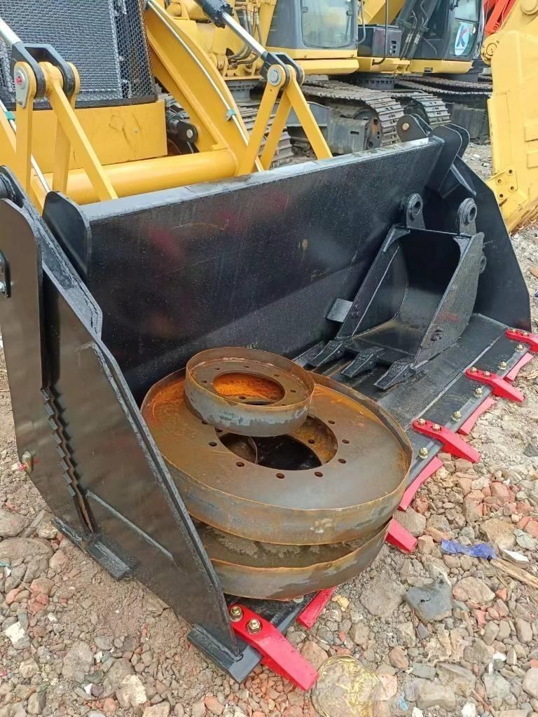 CAT 420 F Tractopelle