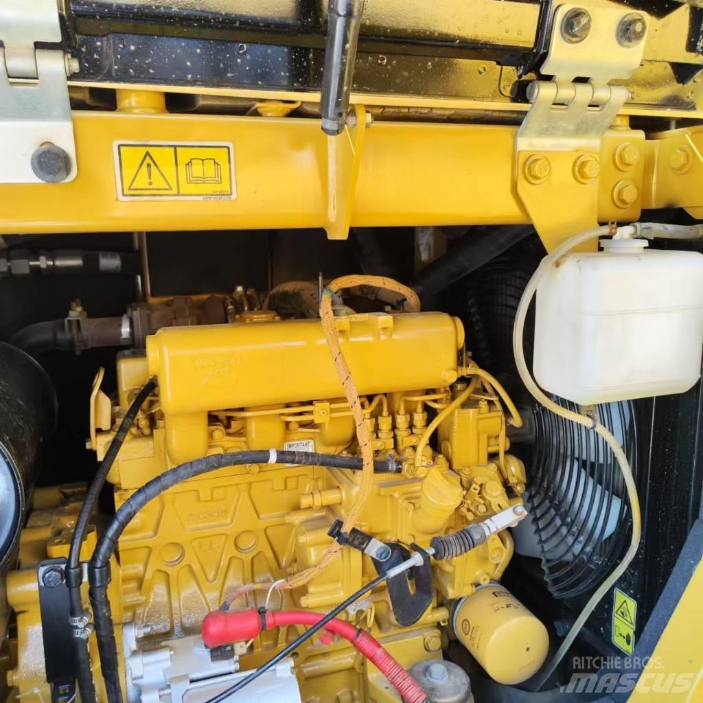 CAT 306 Pelle sur chenilles