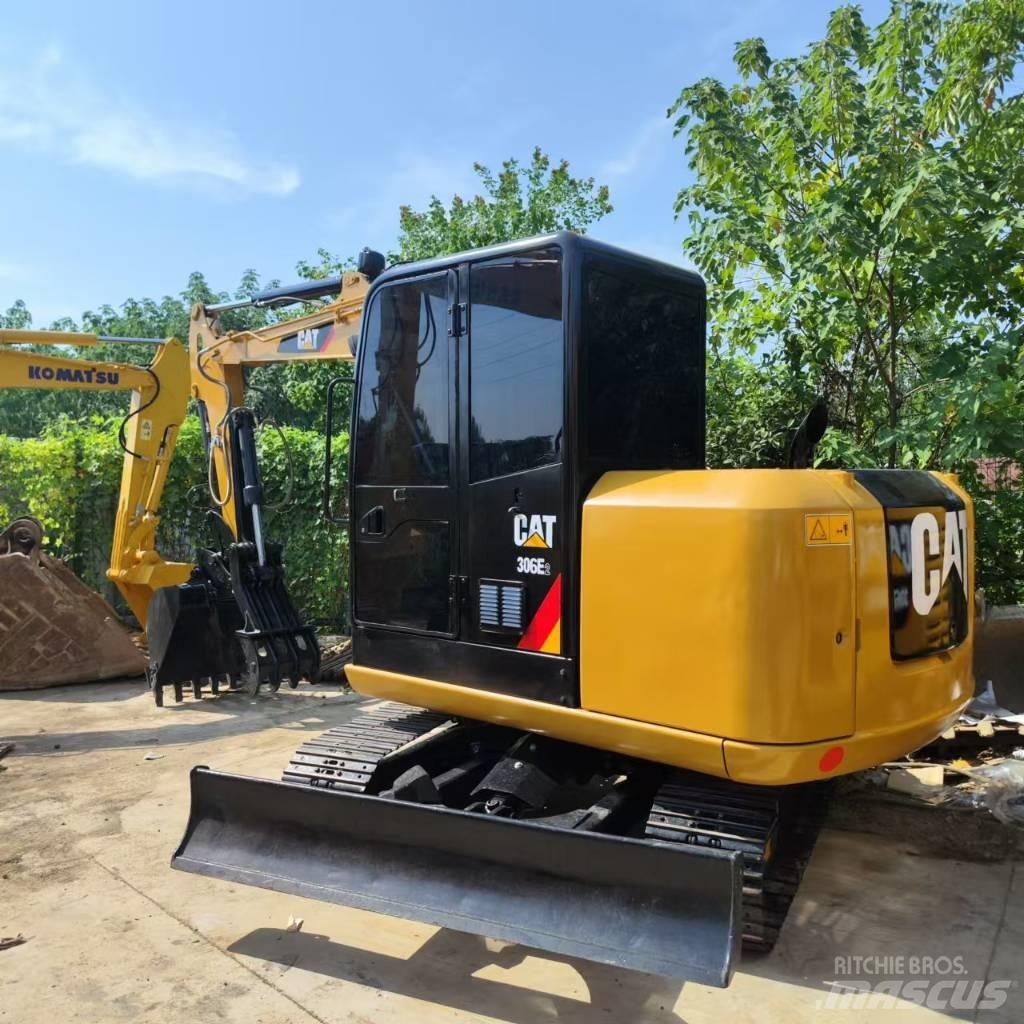 CAT 306 Pelle sur chenilles