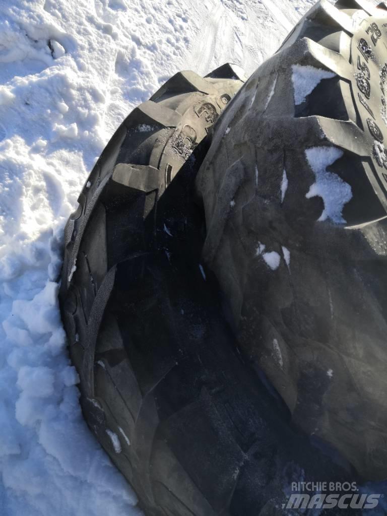 Pirelli 420/85R28 Pneus, roues et jantes