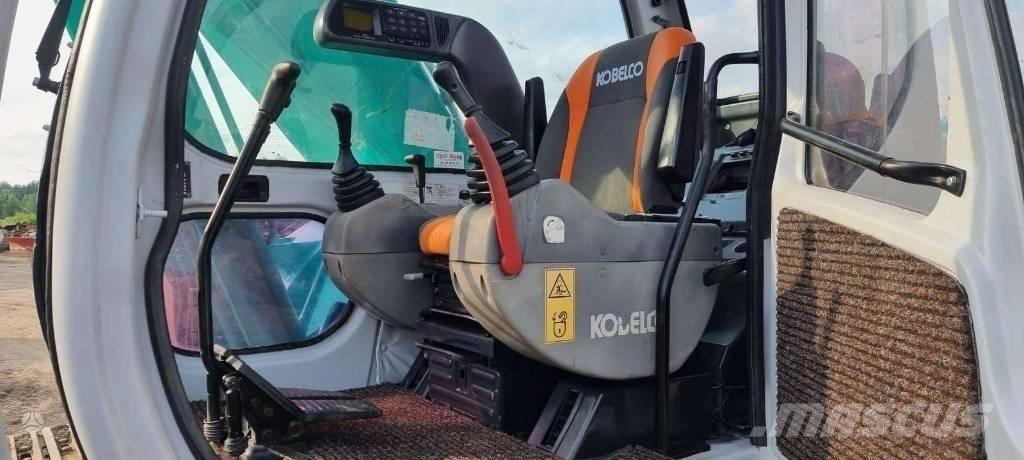 Kobelco SK 200 LC Pelle sur chenilles