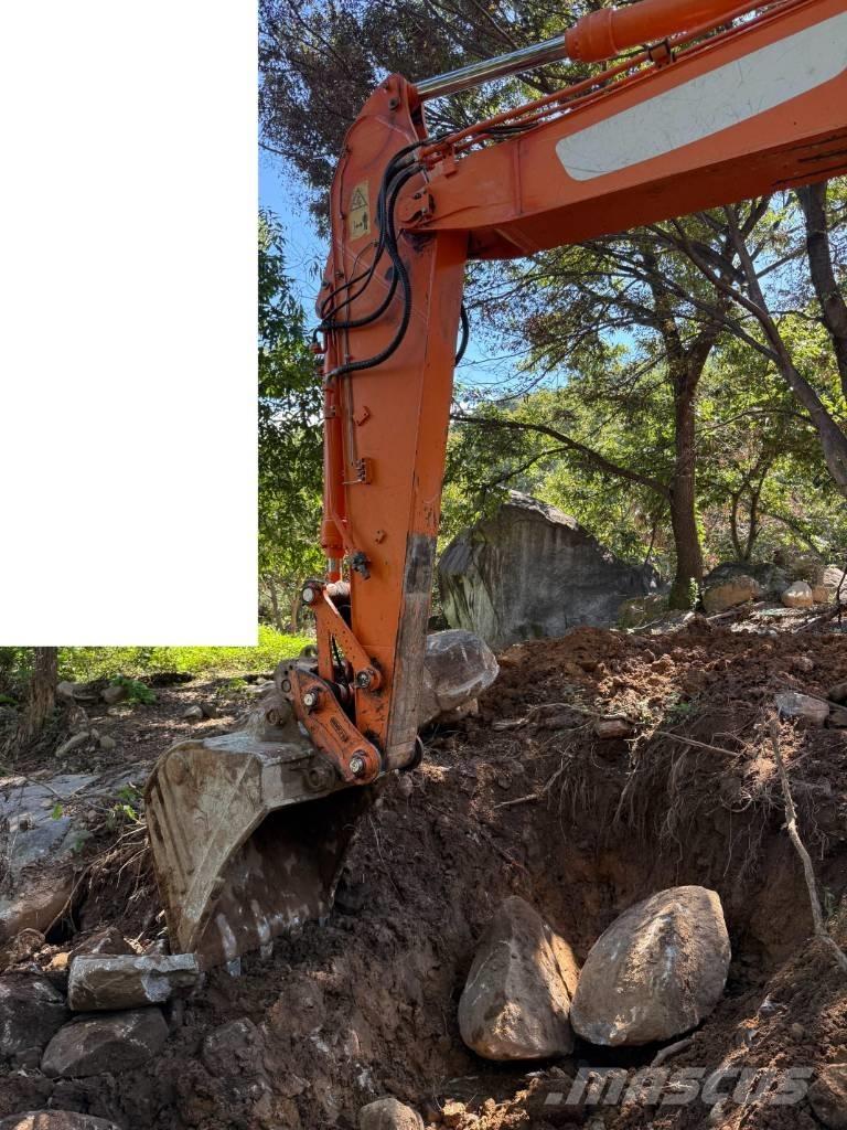 Doosan DX 220 LCA Pelle sur chenilles