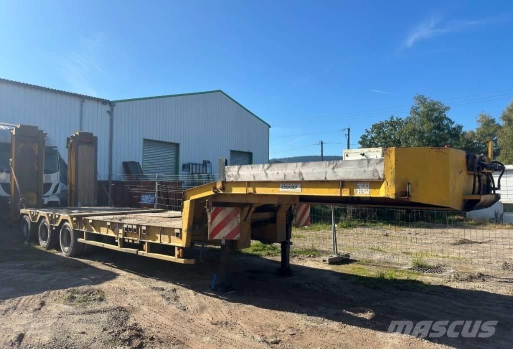 Louault SR33A Semi remorque porte engin