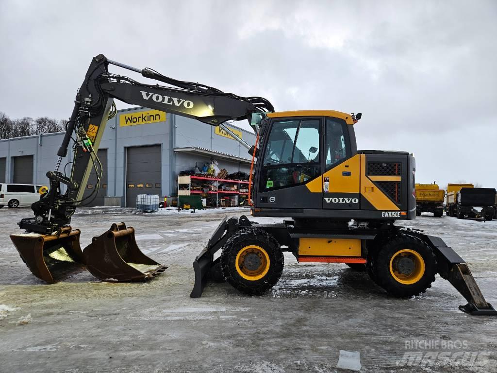 Volvo EWR 150 Pelle sur pneus