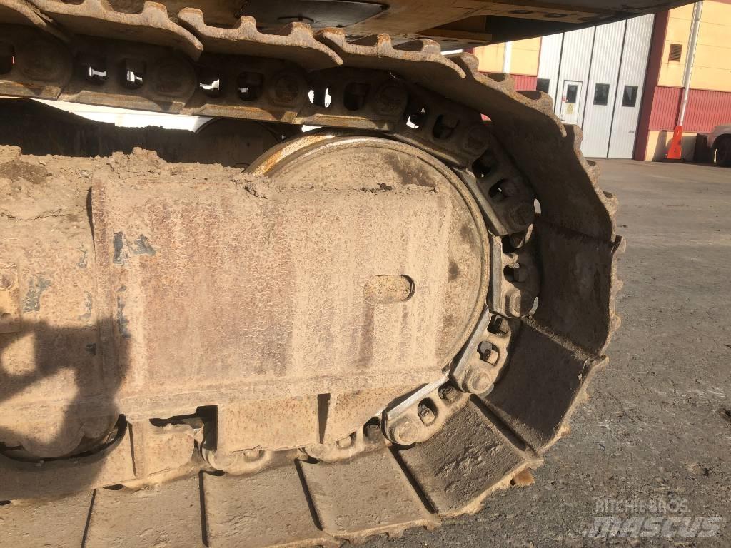 JCB JS 330 LC Pelle sur chenilles