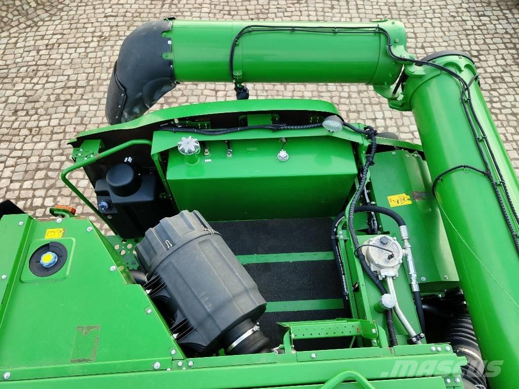 John Deere S 690 i Moissonneuse batteuse
