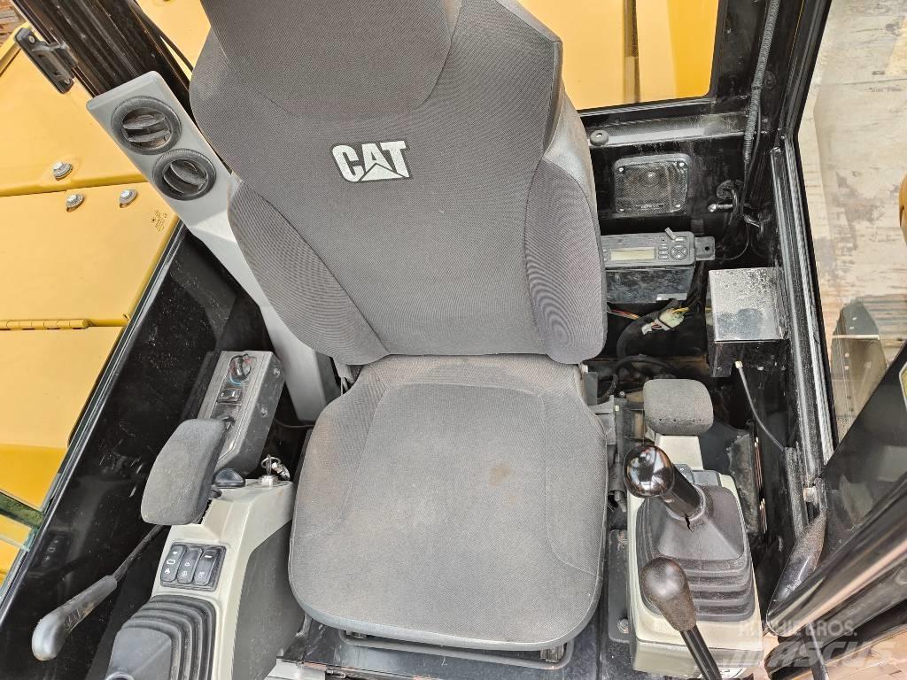 CAT 305.5 E2 Mini pelle < 7t