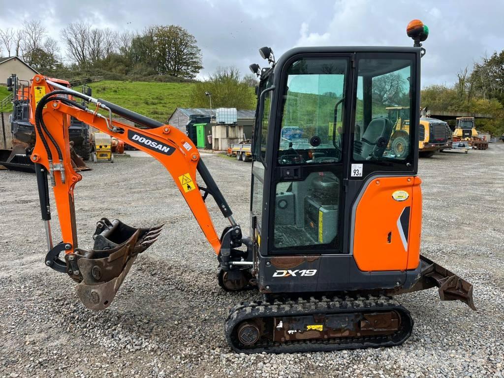 Doosan DX 19 Mini pelle < 7t