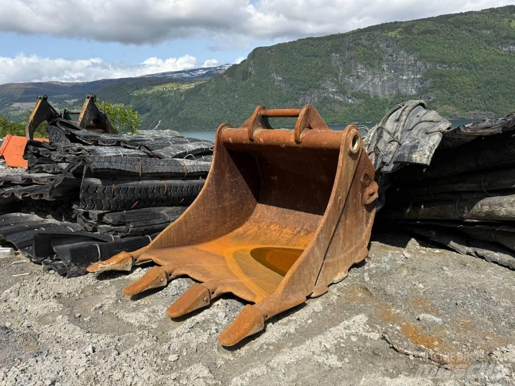 Doosan DX 300 LC-5 Pelle sur chenilles