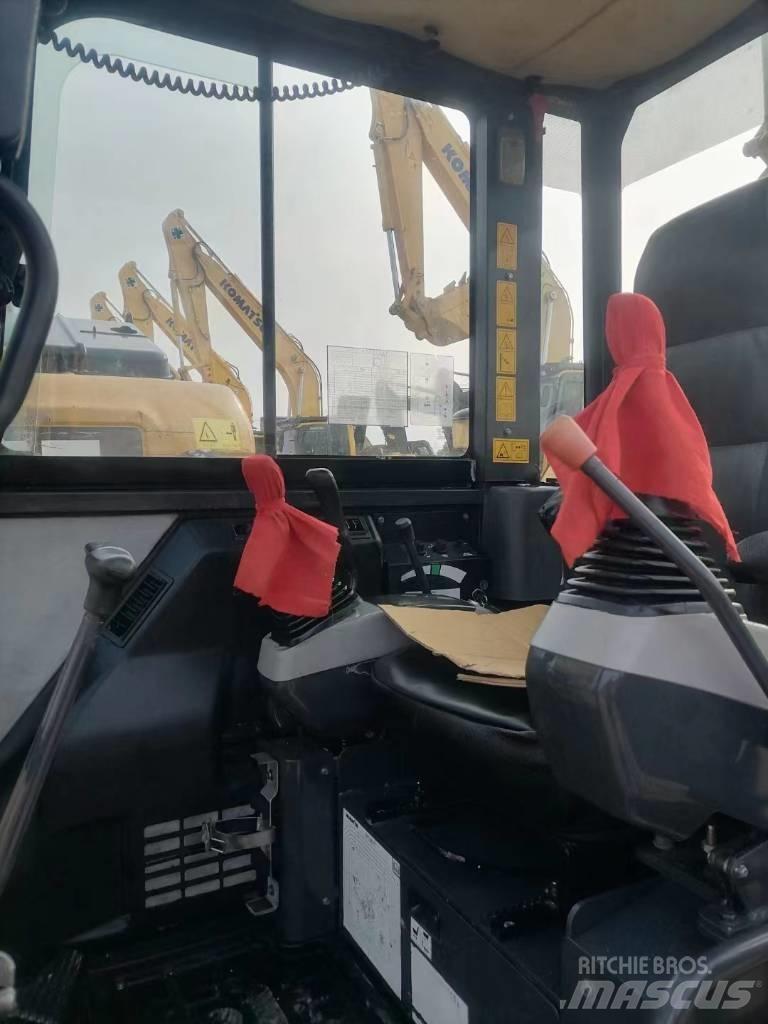 Komatsu PC56-7 Pelle sur chenilles