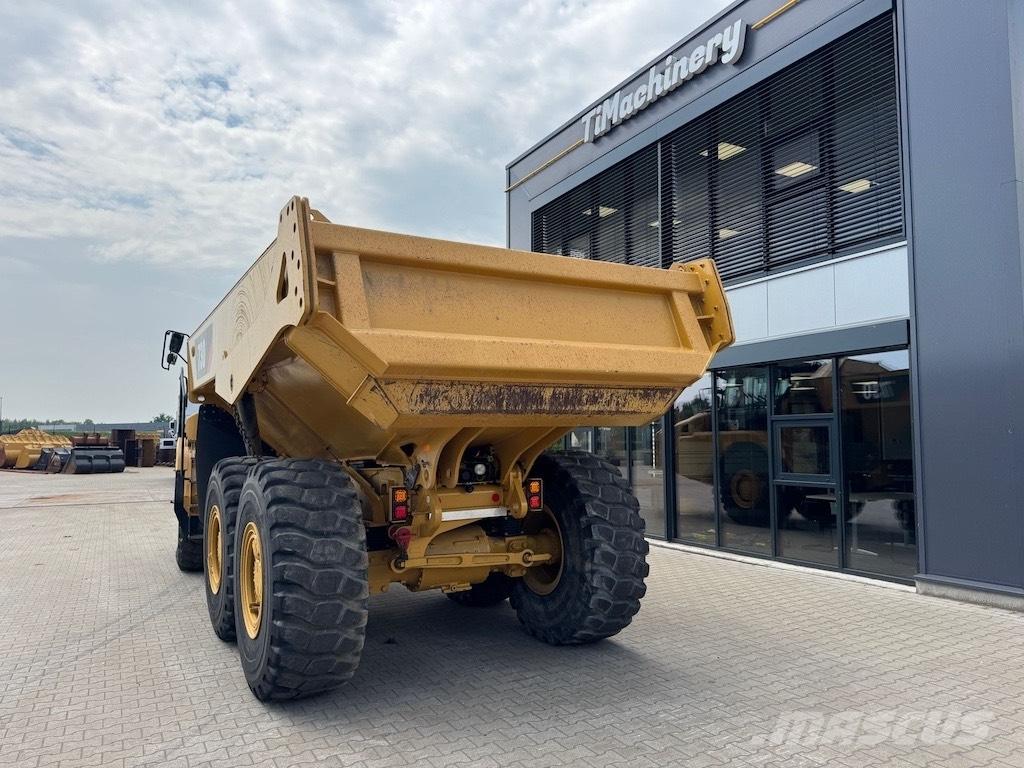CAT 730 Tombereau articulé