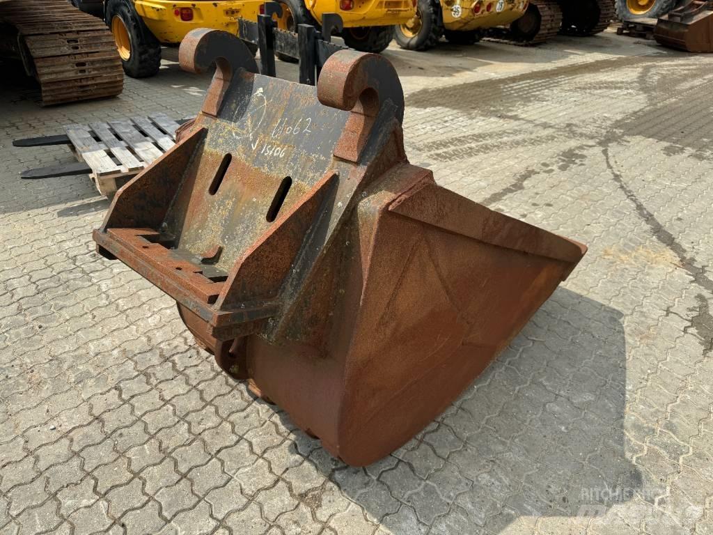  used Bucket Godet