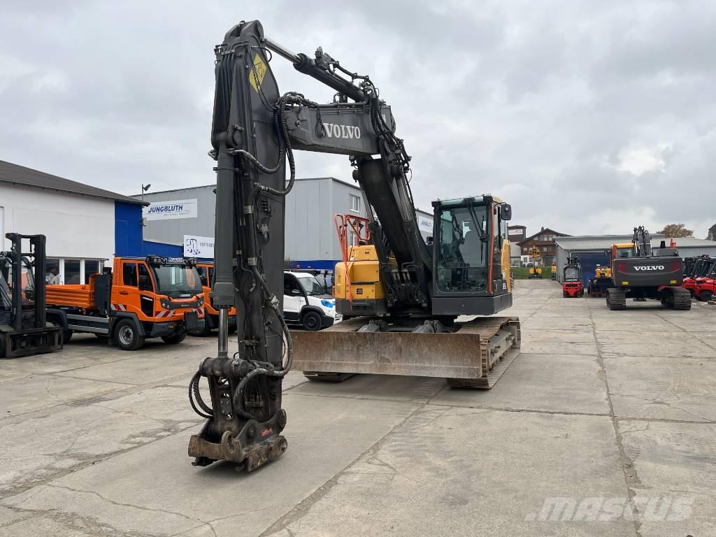 Volvo ECR235EL Pelle sur chenilles