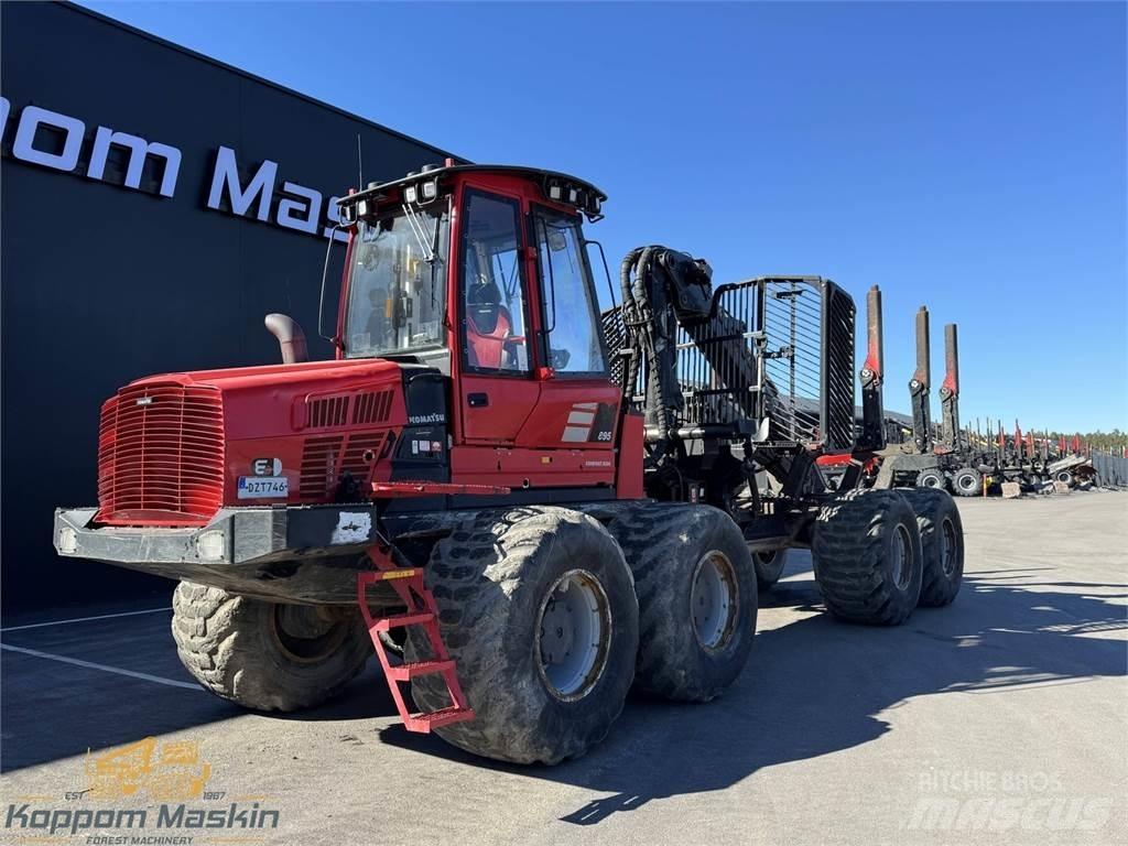 Komatsu 895 Porteur