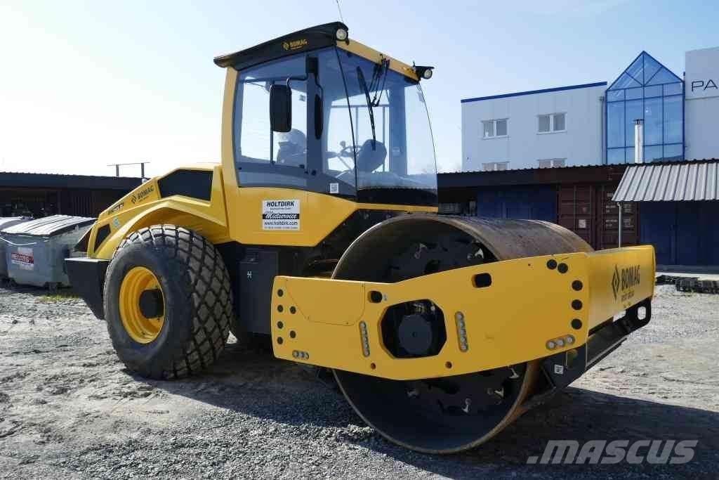 Bomag BW 213 D-5 Compacteur de sol