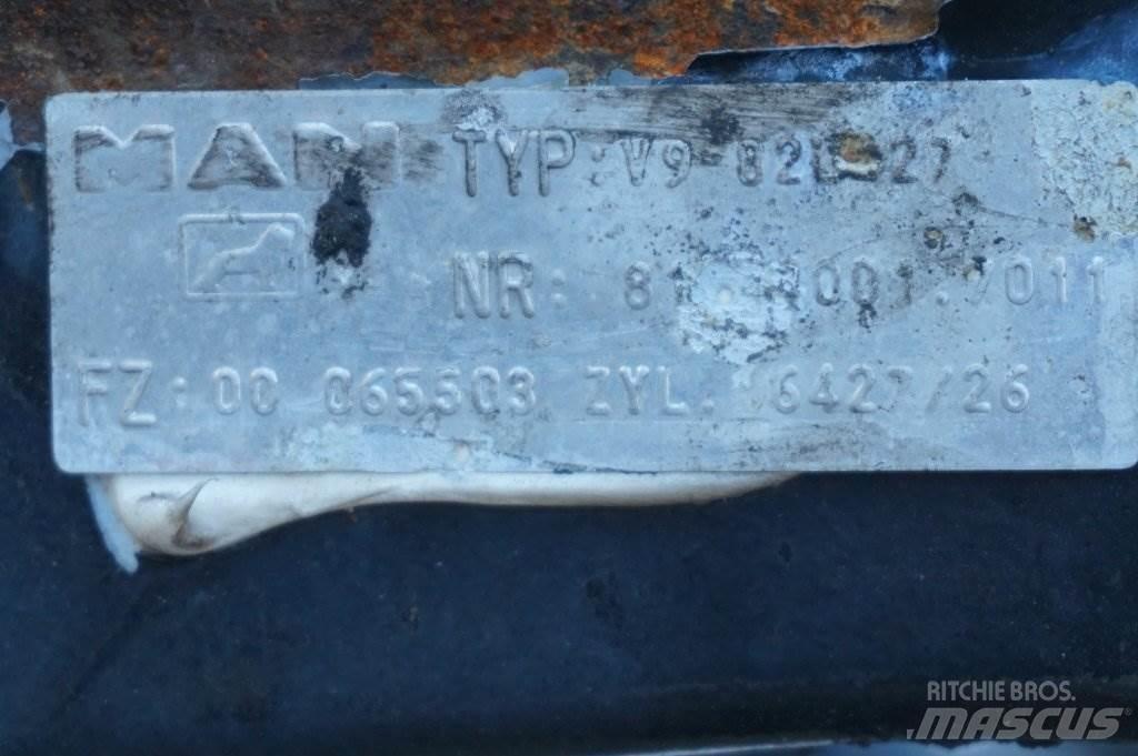 MAN V9-82L-27 Essieux