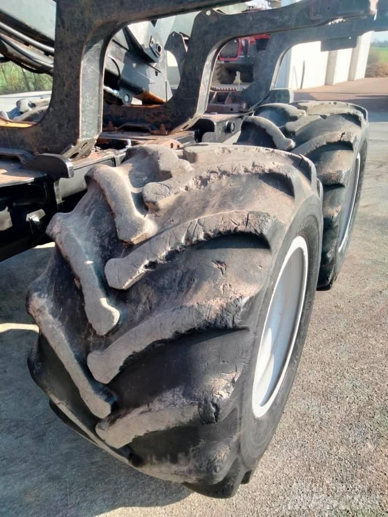 Komatsu 835 Porteur